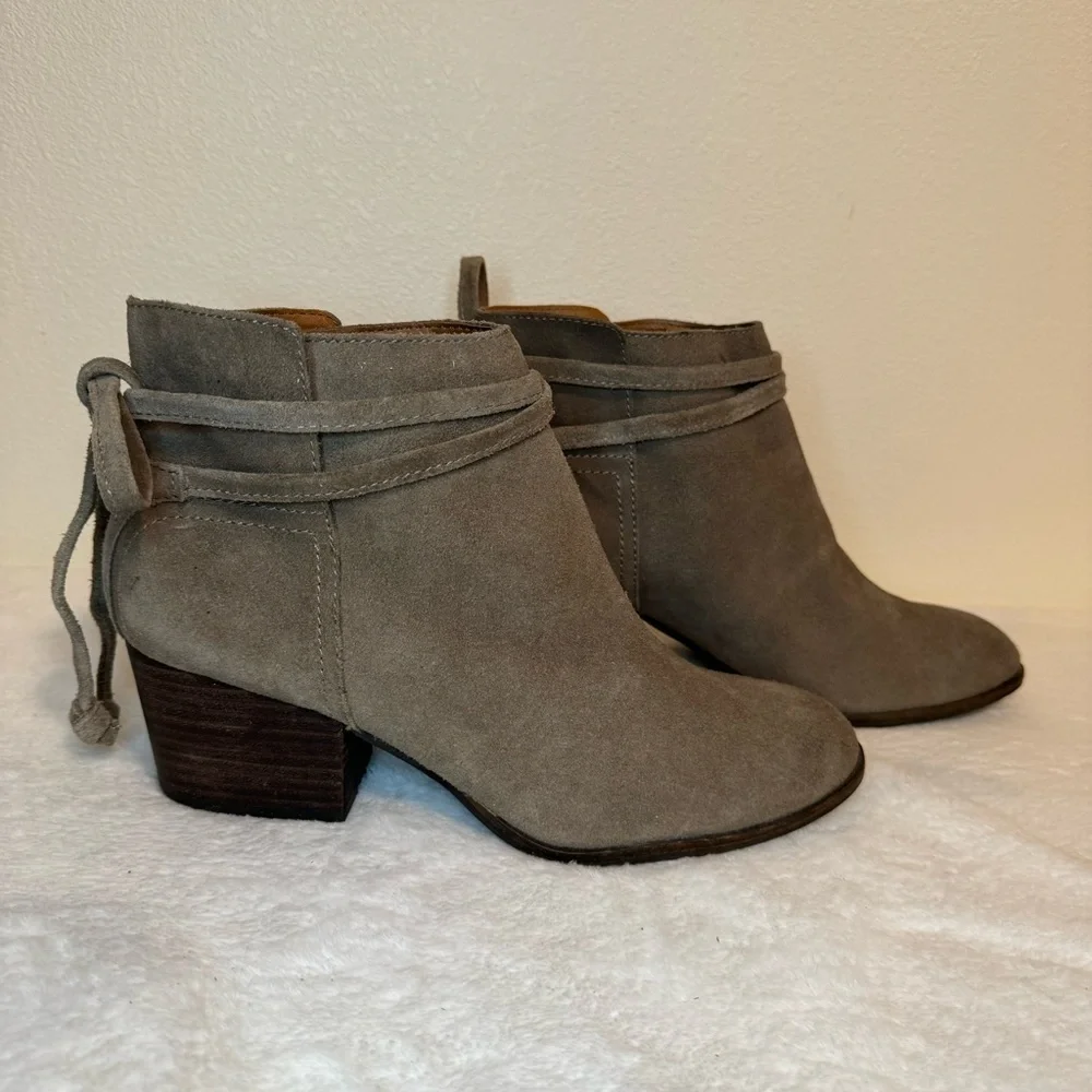 Dolce Vita Tan Suede Leather Ankle Booties Size 10